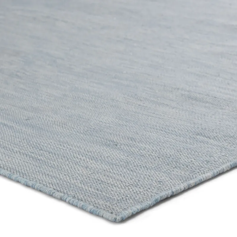 Carmel Sunridge Indoor/ Outdoor Solid Light Blue Area Rug (2'X3')