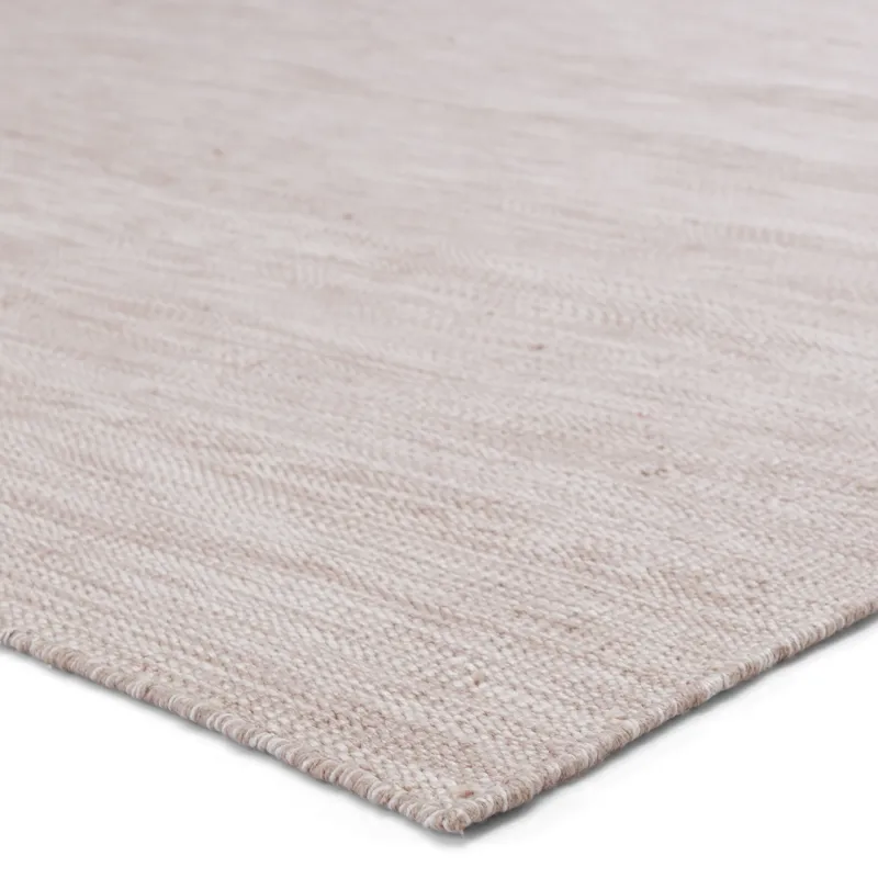 Carmel Sunridge Indoor/ Outdoor Solid Light Taupe Area Rug (2'X3')