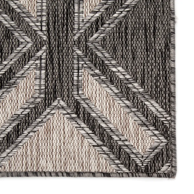 Decora by Nikki Chu Nikki Chu by  Samba Indoor/ Outdoor Trellis Black/ Ivory Area Rug (5'3"X7'6")