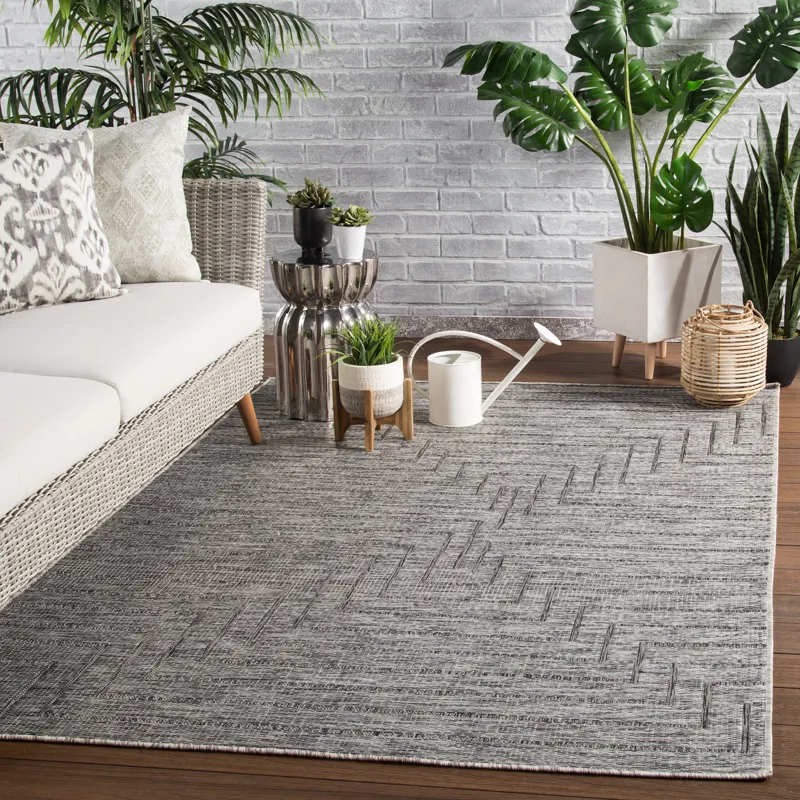 Decora by Nikki Chu Nikki Chu by  Xantho Indoor/ Outdoor Geometric Gray Area Rug (5'3"X7'6")