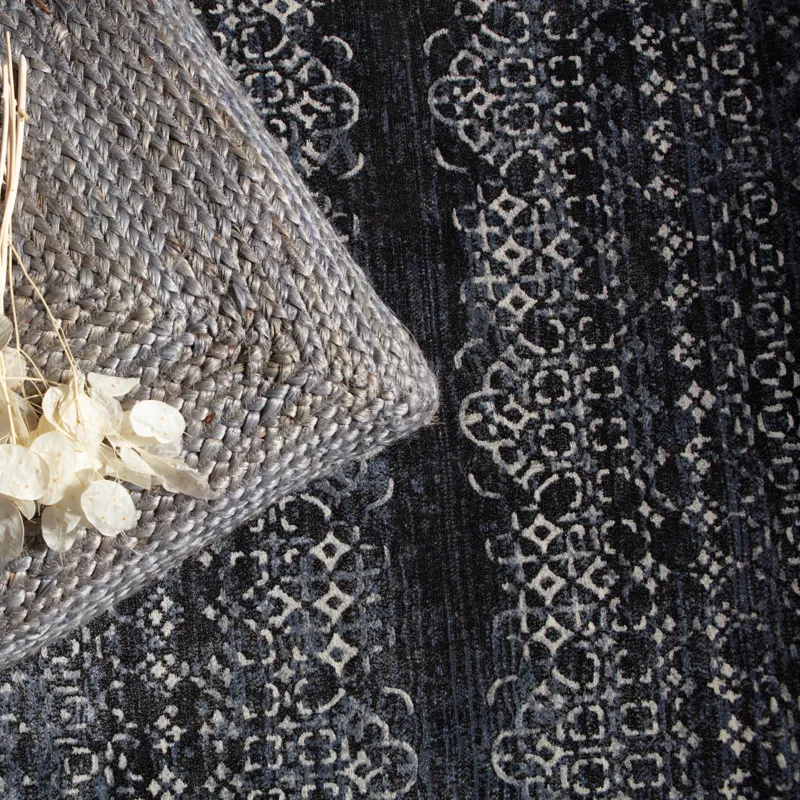 Dash Ardor Trellis Dark Blue/ Gray Area Rug (5'3"X7'6")