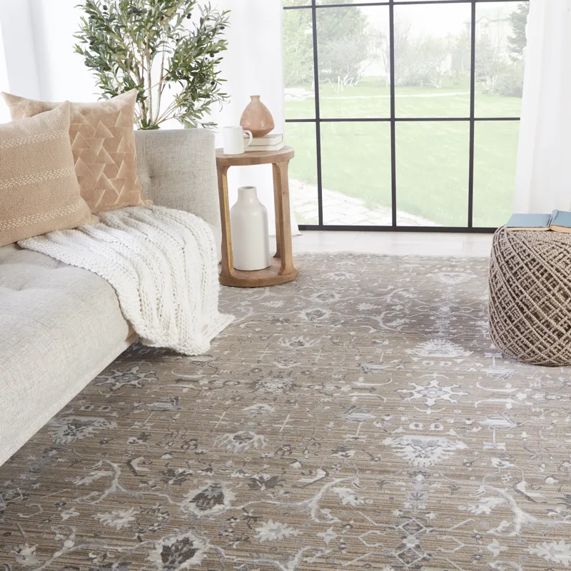 En Blanc Vibe by  Fionn Oriental Gray/ Taupe Area Rug (5'3"X7'6")