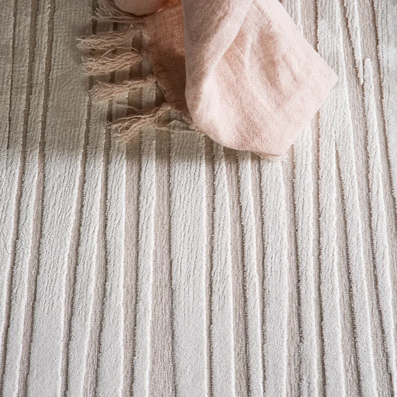 Fables Linea Abstract White Runner Rug (2'6"X8')