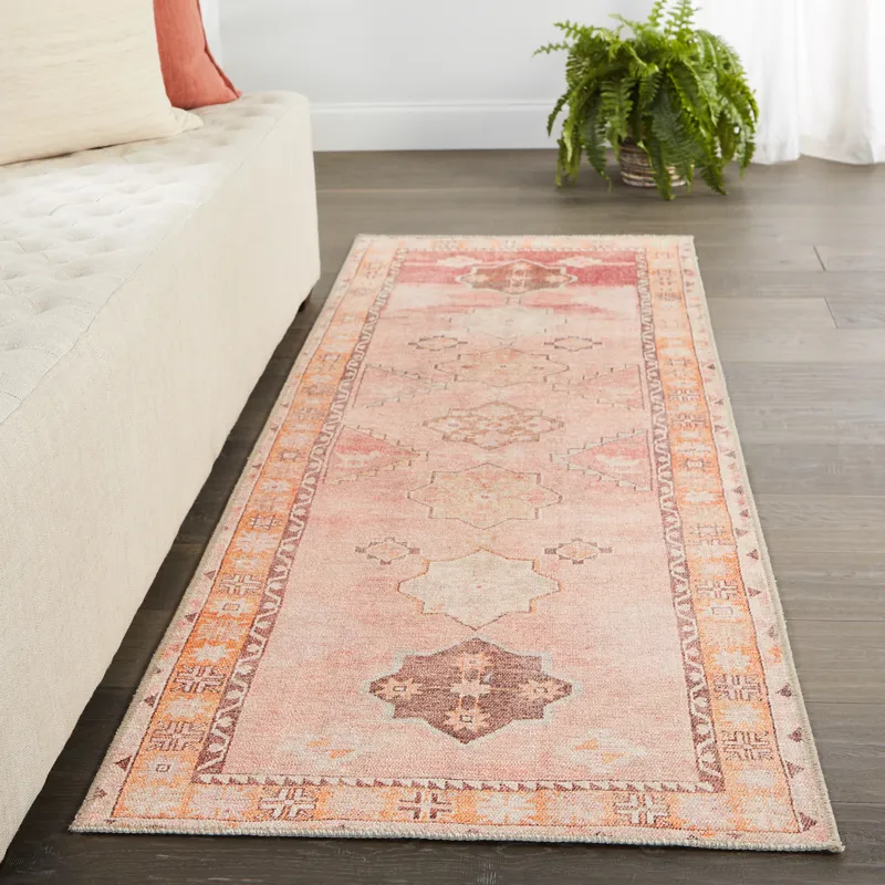 Kairos Vibe by  Bijou Medallion Pink/ Orange Runner Rug (2'6"X7'6")