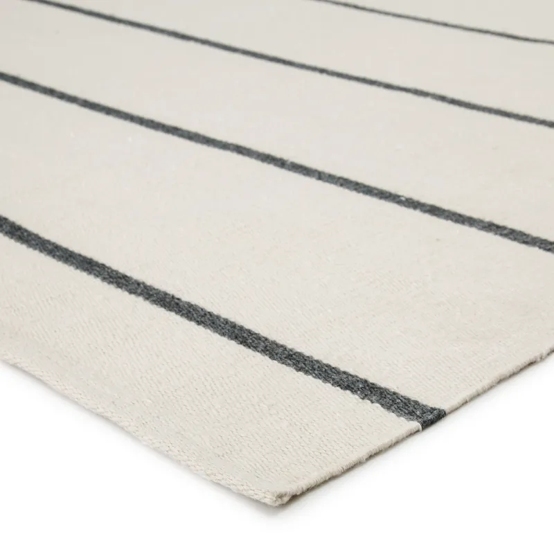 Lanai Corbina Indoor/ Outdoor Stripe Ivory/ Dark Gray Area Rug (5'X8')