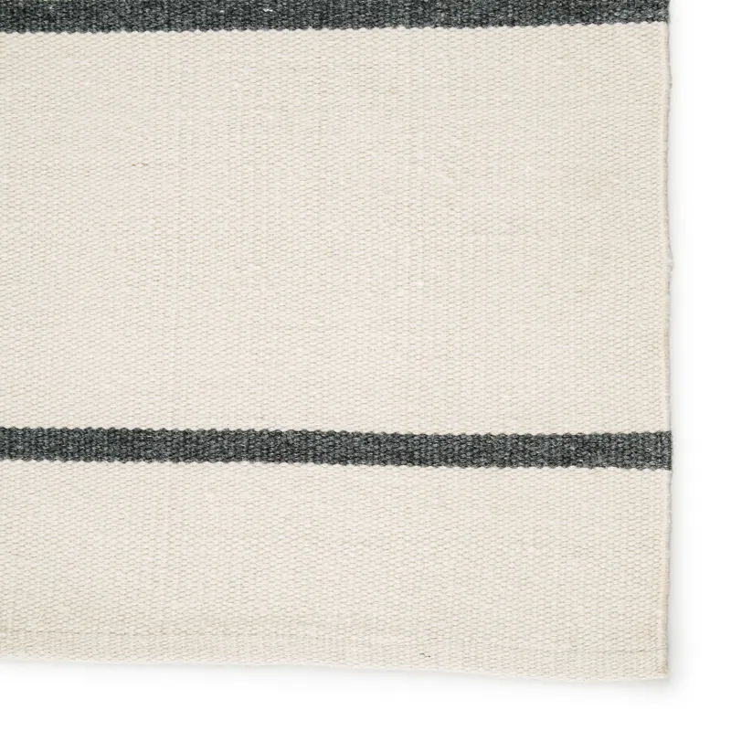 Lanai Corbina Indoor/ Outdoor Stripe Ivory/ Dark Gray Area Rug (5'X8')