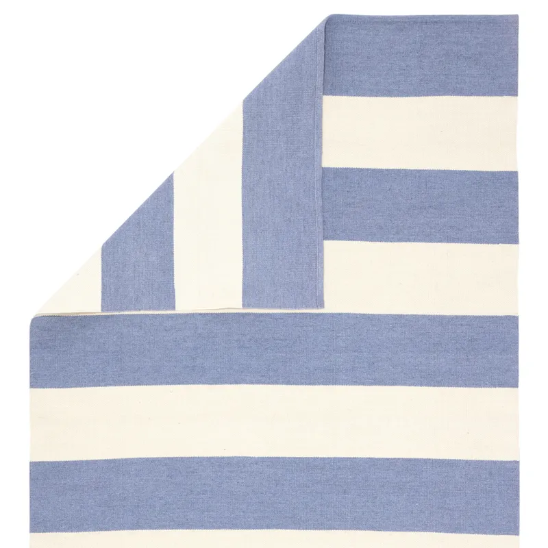 Lanai Remora Indoor/ Outdoor Stripe Blue/ Ivory Area Rug (5'X8')