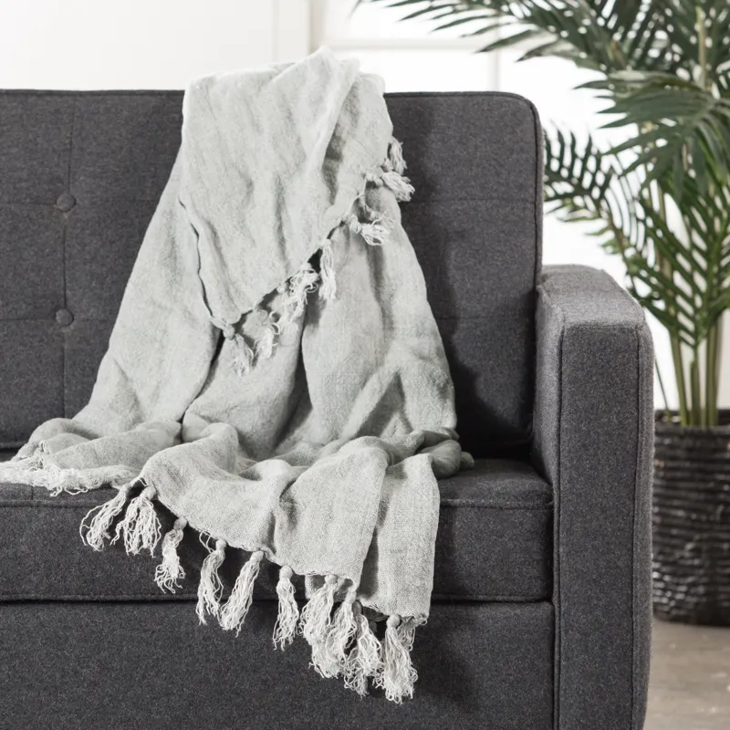 Madura Lisabet Solid Gray Throw