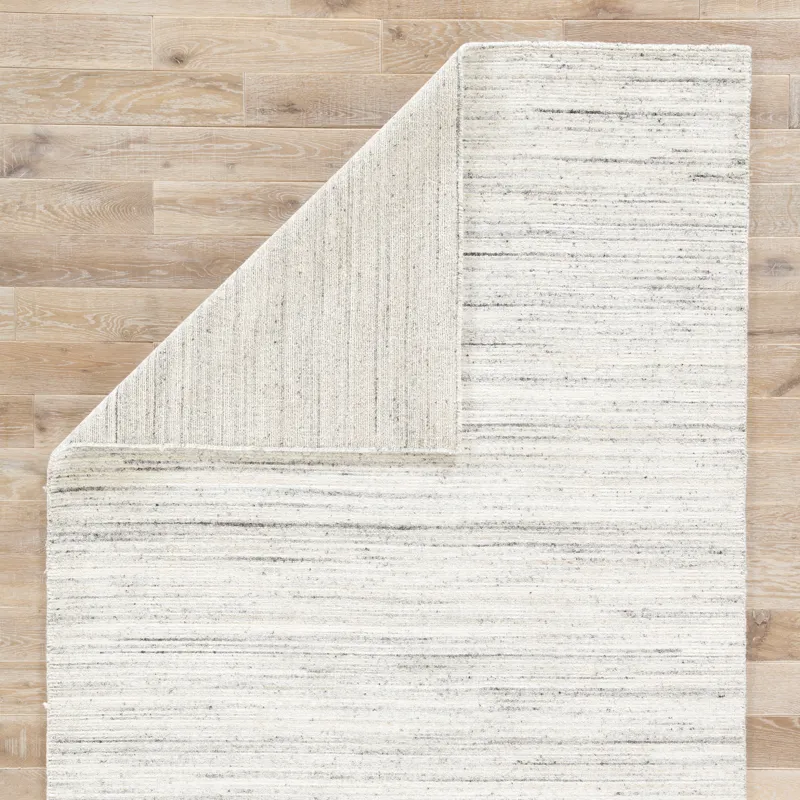Madras Vassa Handmade Solids & Heathers White/ Gray Area Rug (2'X3')