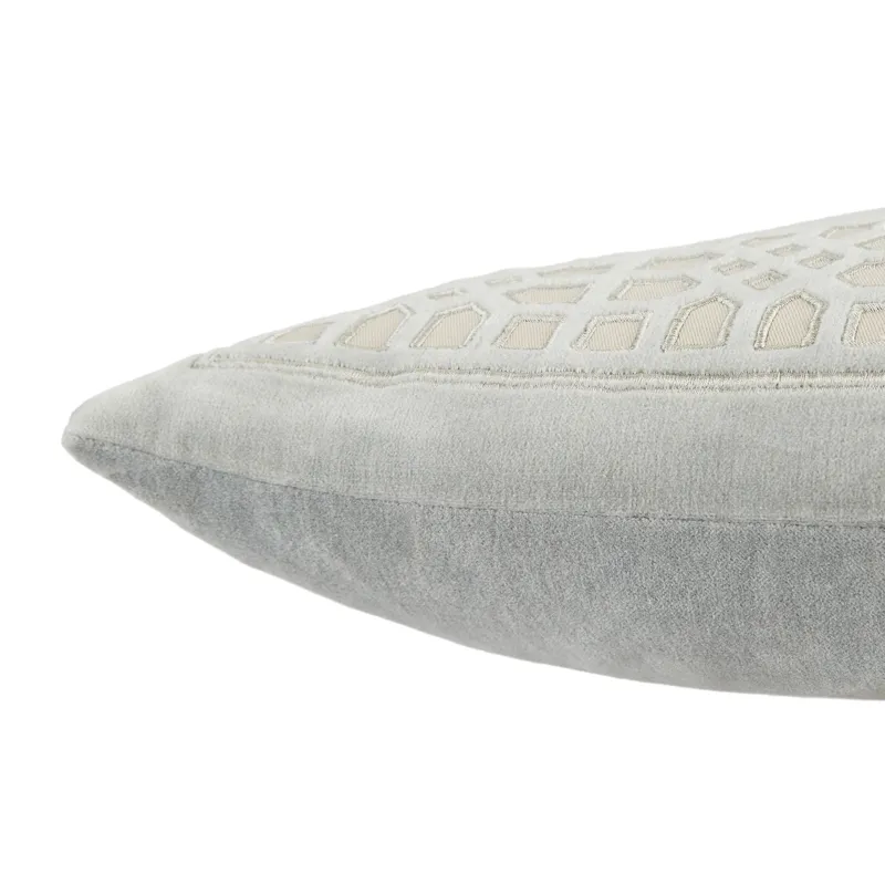 Mezza Azilane Trellis Light Blue/ Cream Poly Throw Pillow 22 inch