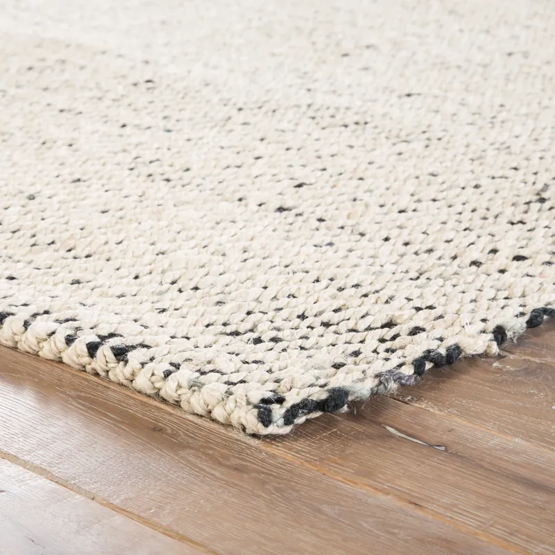 Naturals Tobago Almand Natural Solid White/ Black Area Rug (10'X14')