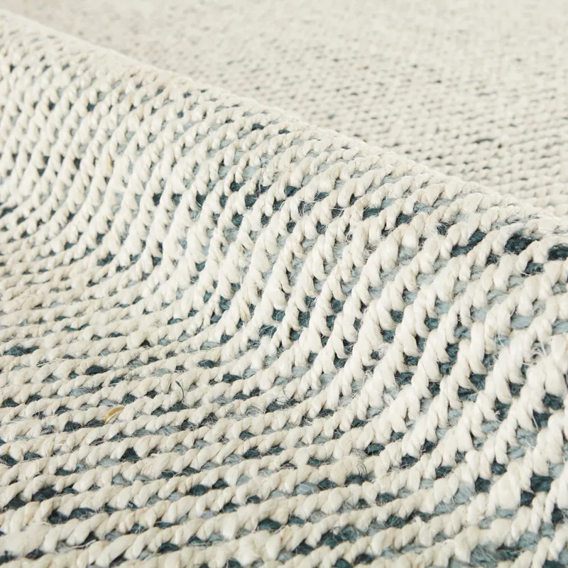 Naturals Tobago Almand Natural Solid White/ Gray Area Rug (2'X3')