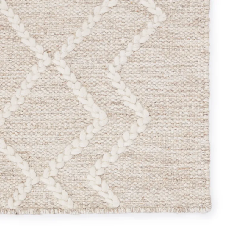 Plateau Moab Natural Geometric Light Gray/ Ivory Area Rug (5'X8')
