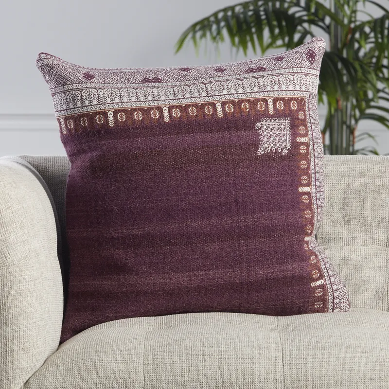 Puebla Rania Tribal Purple/ White Poly Throw Pillow 22 inch