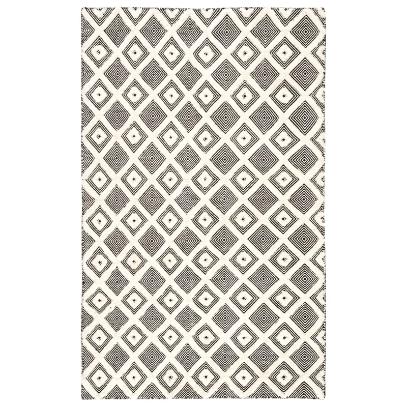 Rebecca Bosc Indoor/ Outdoor Trellis Ivory/ Black Area Rug (7'10"X10'10")