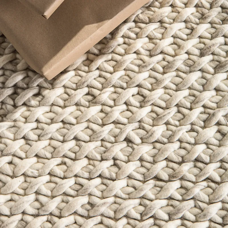 Scandinavia Dula Alta Handmade Solid Gray/ White Area Rug (8'X10')