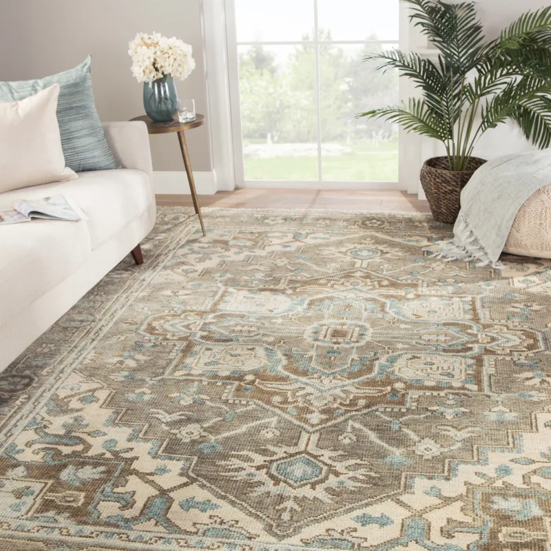 Salinas Flynn Hand-Knotted Medallion Gray/ Blue Area Rug (10'X14')