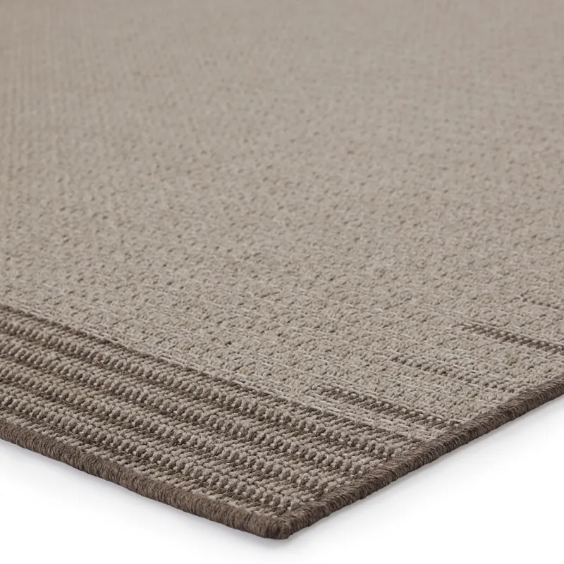 Tahiti Vibe by  Poerava Indoor/ Outdoor Border Gray/ Taupe Area Rug (5'3"X7'6")