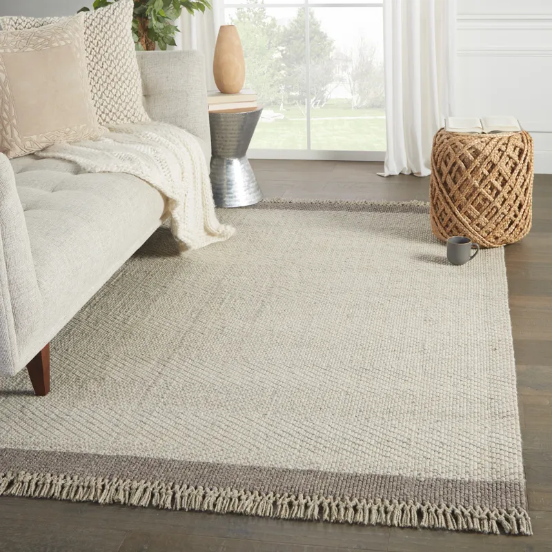 The Weekend Sunday Handmade Border Light Gray/ Ivory Area Rug (8'X10')
