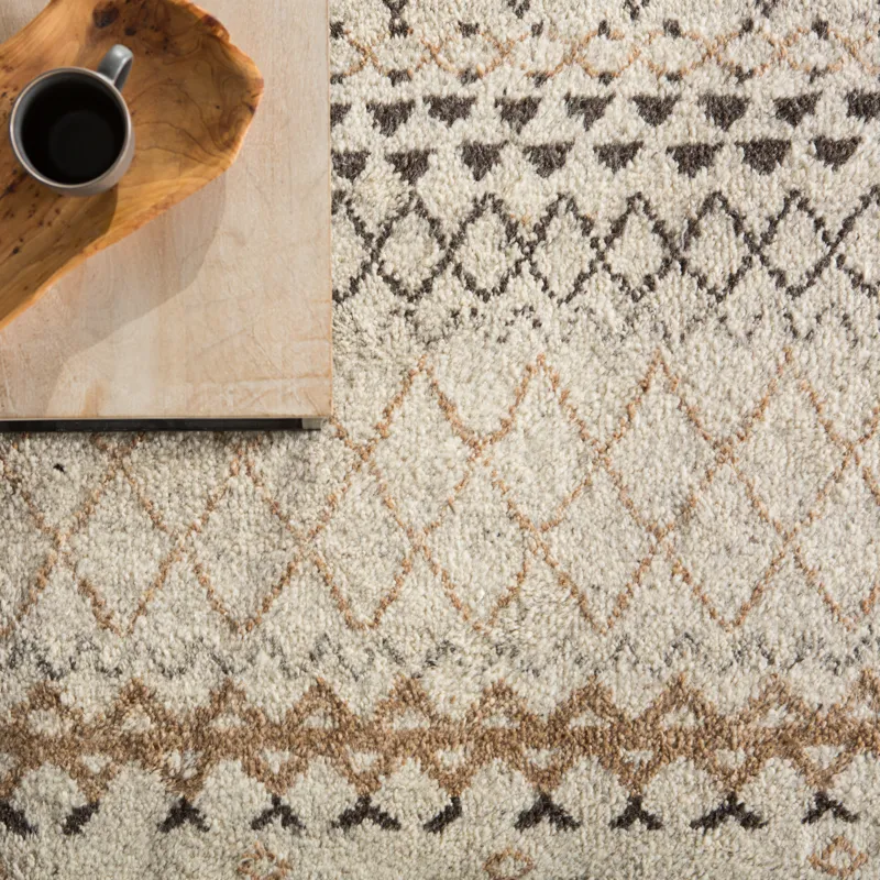 Zuri Zamunda Hand-Knotted Geometric Cream/ Brown Area Rug (5'X8')