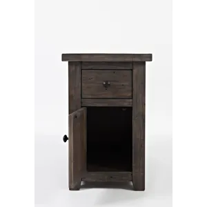 Madison County Rustic Reclaimed Pine Farmhouse Chairside Table