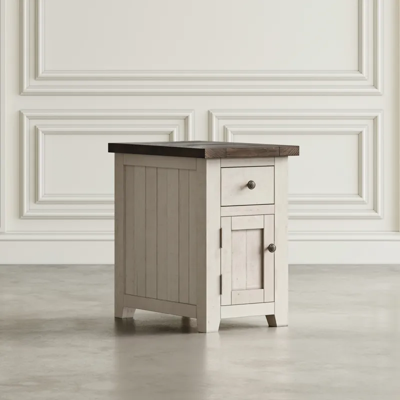 Madison County Rustic Reclaimed Pine Farmhouse Chairside Table