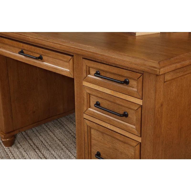 Home Accents - Vista Executive Desk in Hickory