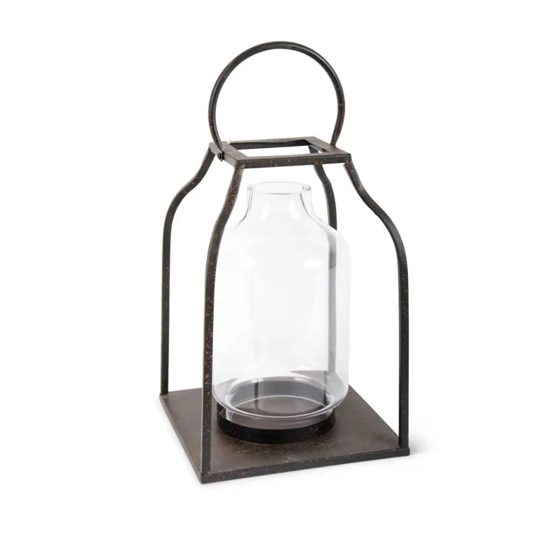 18" Lantern w/Bronze Finish & Glass