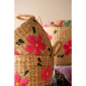 Set of 3 Seagrass Baskets with Embroidered Flowers