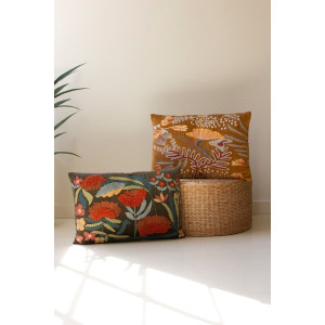 Set of 2 Embroidery Pillows with Flowers