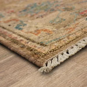 Sundar Bahu Brown Rug - 8' x 10' Angle