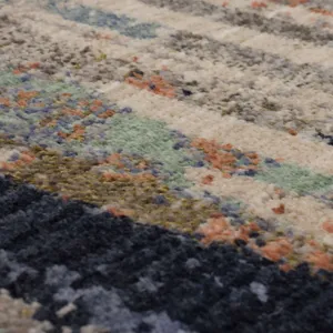 Axiom Emerge Multi Rug - 5'3" x 7'10" Closeup