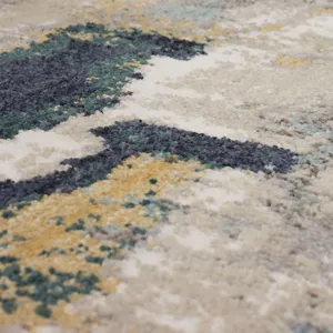Soiree Gimlet Mallard Green Rug - 5'3" x 7'10" Closeup