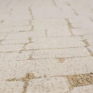 Forsyth Park Taylor Square Ivory Rug - 8' x 10' Closeup