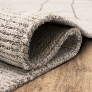 Tangier Tribal Diamond Silver Rug - 5' x 8' Roll
