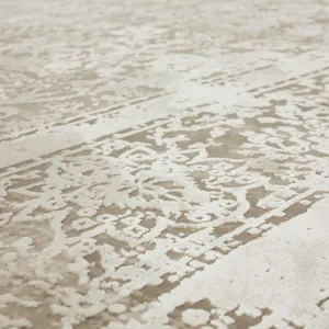 Tryst Vinci Cream Rug - 2'6" x 8' Closeup