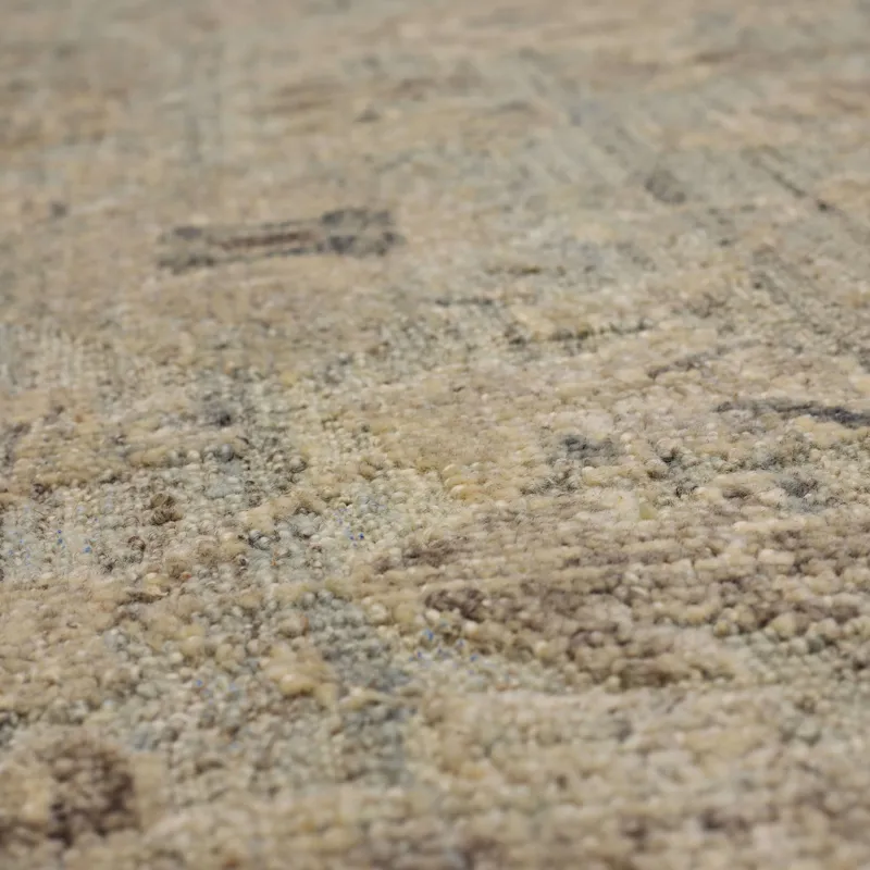 Sundar Charu Gray Rug - 9' x 12' Closeup