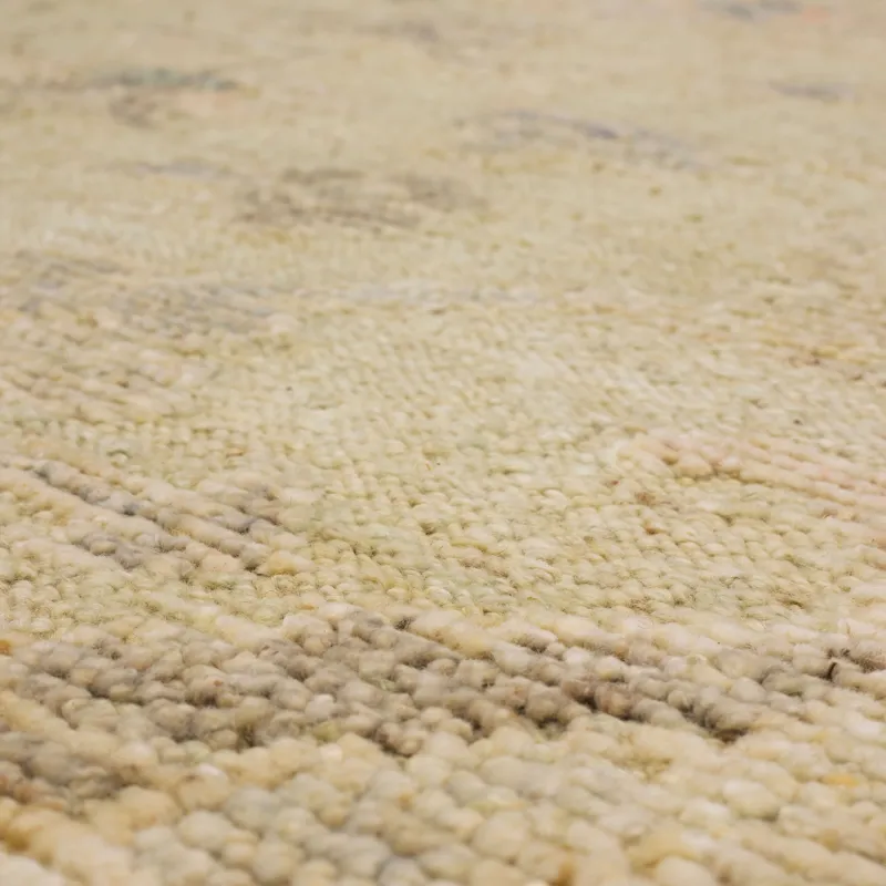 Coventry Stoneleigh Green Rug - 6' x 9' Closeup