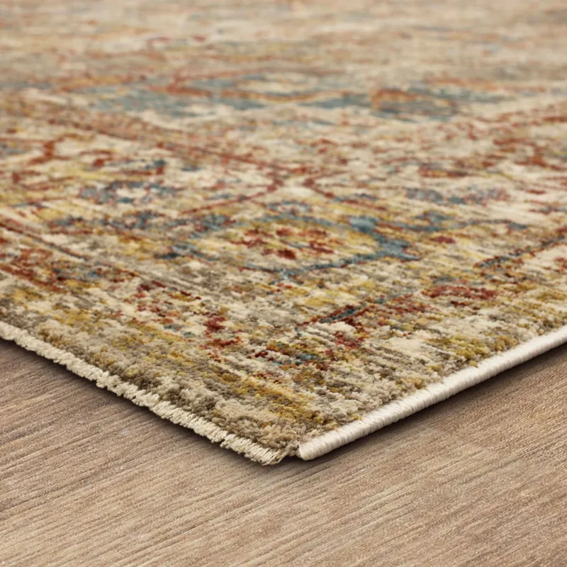 Marash Ezine Cream Rug - 6'7" x 9'6" Angle
