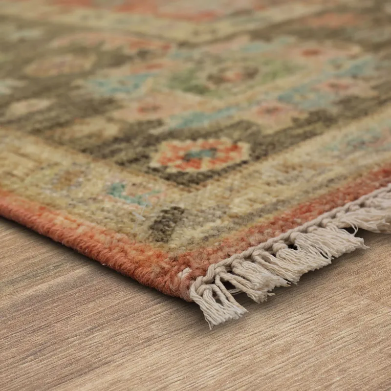 Sundar Mandir Rust Rug - 8' x 10' Angle