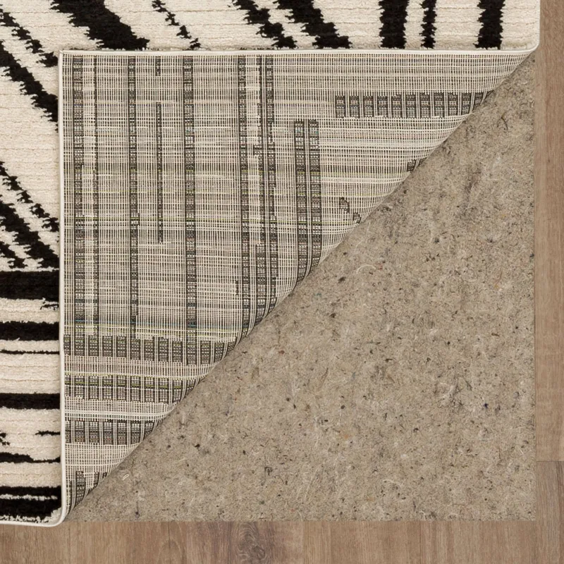Traverse Four Corners Rug - 8' x 10' Backing