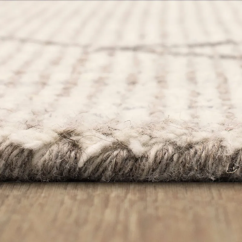 Tangier Tribal Diamond Silver Rug - 5' x 8' Pile