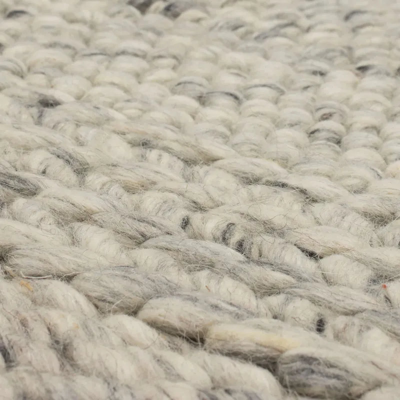 Tableau Zaza Ivory Rug - 9' x 12' Closeup