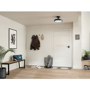 52589bk-mudroom-riu-overall-day-1a-lifestyledetail-wideroomday-1024x768.jpg
