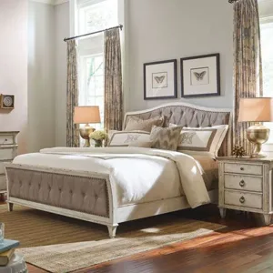 Southbury Upholstered Cal King Bed