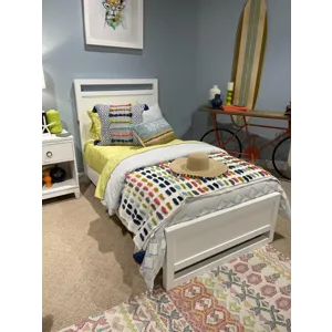 Summerland Complete Panel Bed - Full