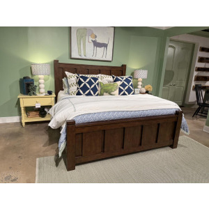 Lake House Complete Vertical Slat Panel Bed - King