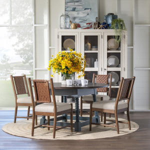 Lake House Round Pedestal Table