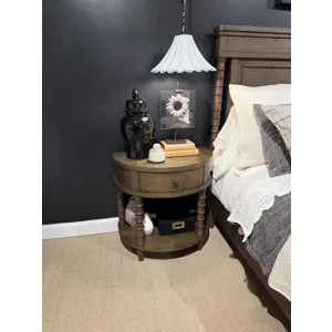 Seraphina Open Nightstand