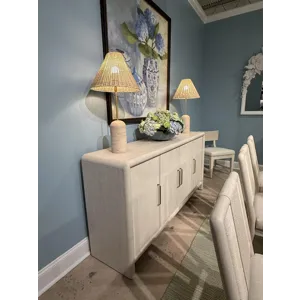Maren Credenza
